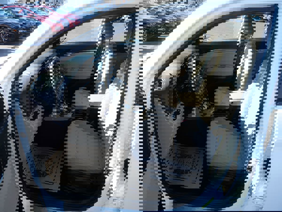 Used 2020 Hyundai Elantra SE w/ Convenience Package (C2) image 10