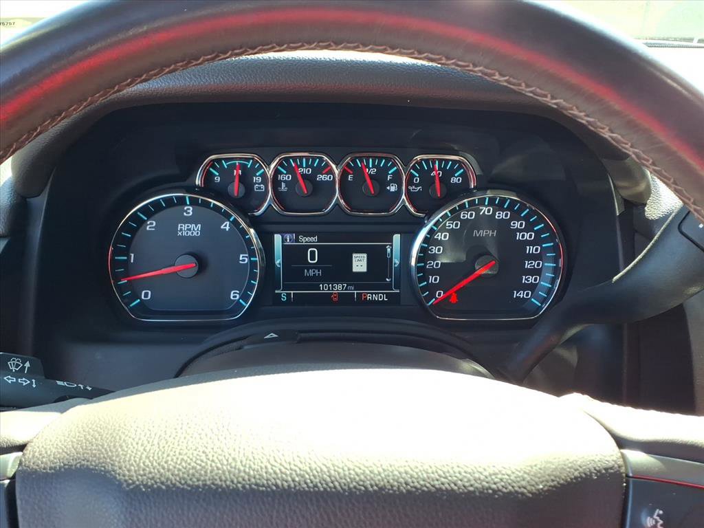 Used 2019 Chevrolet Tahoe LT w/ LT Signature Package image 19