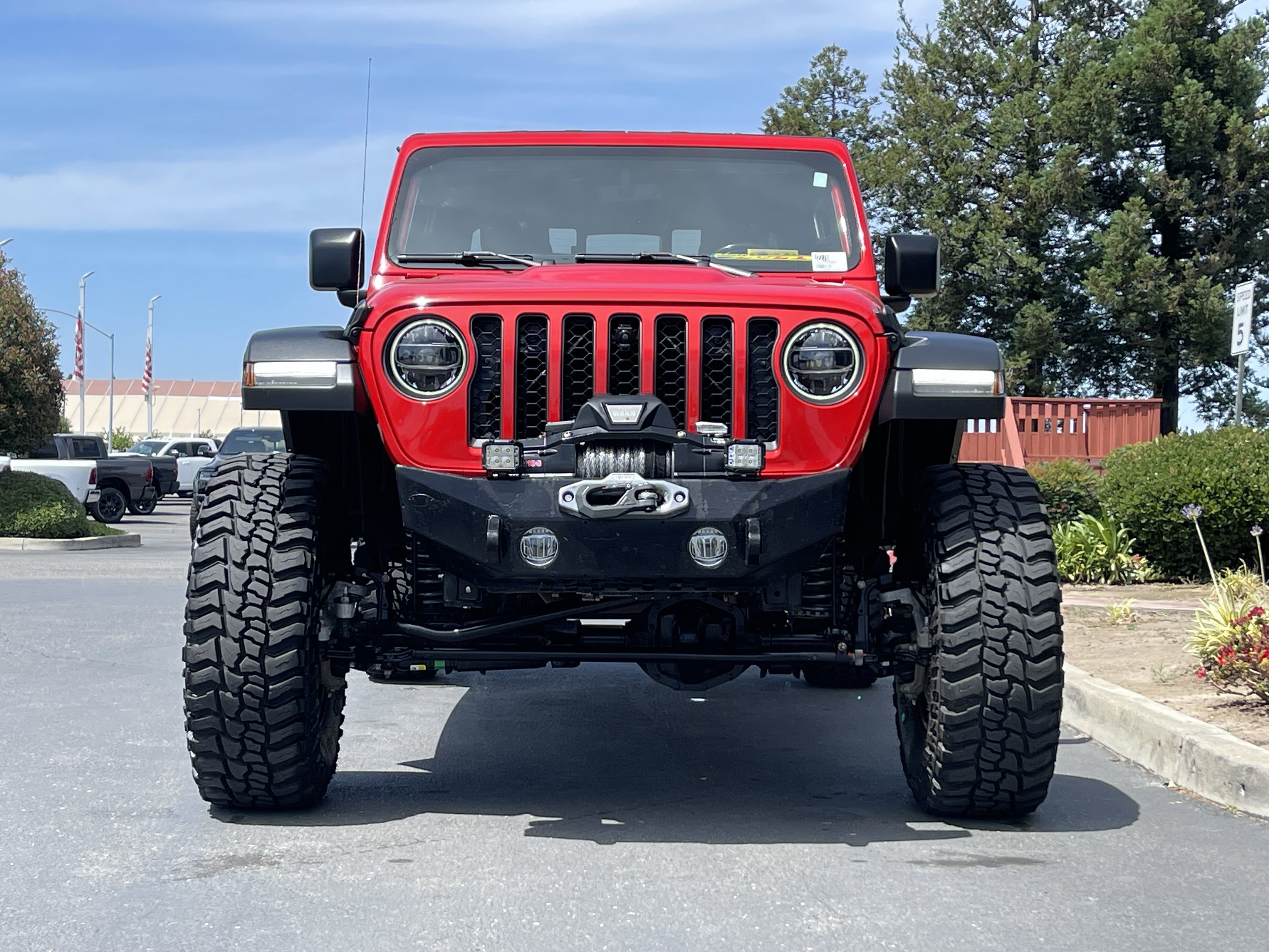Used 2021 Jeep Gladiator Rubicon AWD/4WD image 4