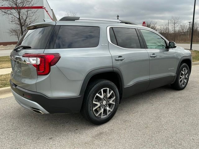 Used 2023 GMC Acadia SLE w/ Driver Convenience Package image 6