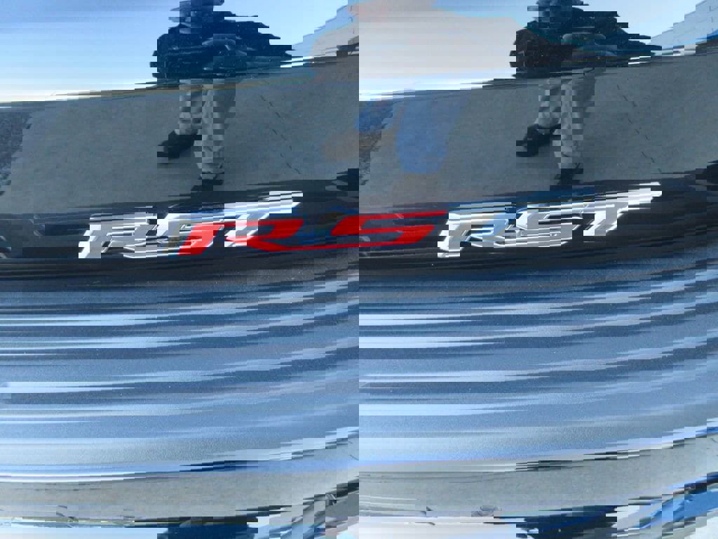 New 2026 Chevrolet Suburban RST image 11