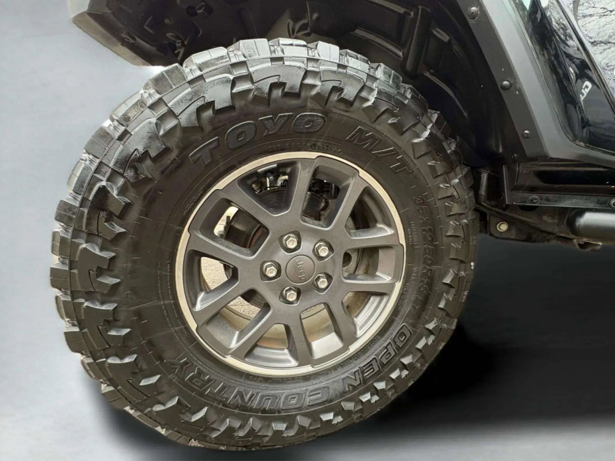 Used 2020 Jeep Gladiator Overland image 55