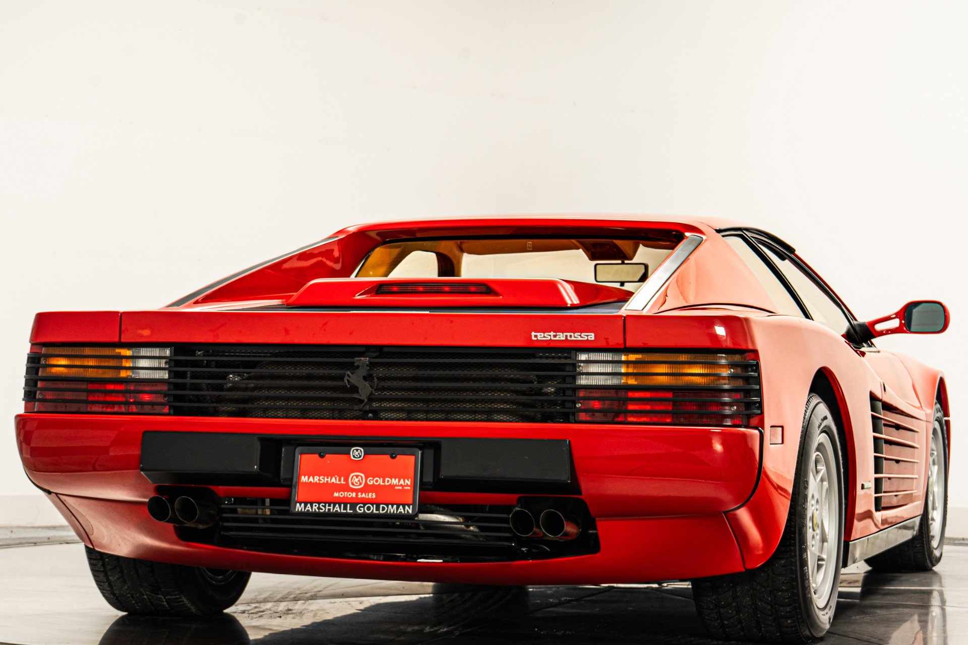 Used 1988 Ferrari Testarossa image 9