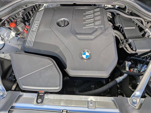 Used 2025 BMW X4 xDrive30i w/ Premium Package image 16