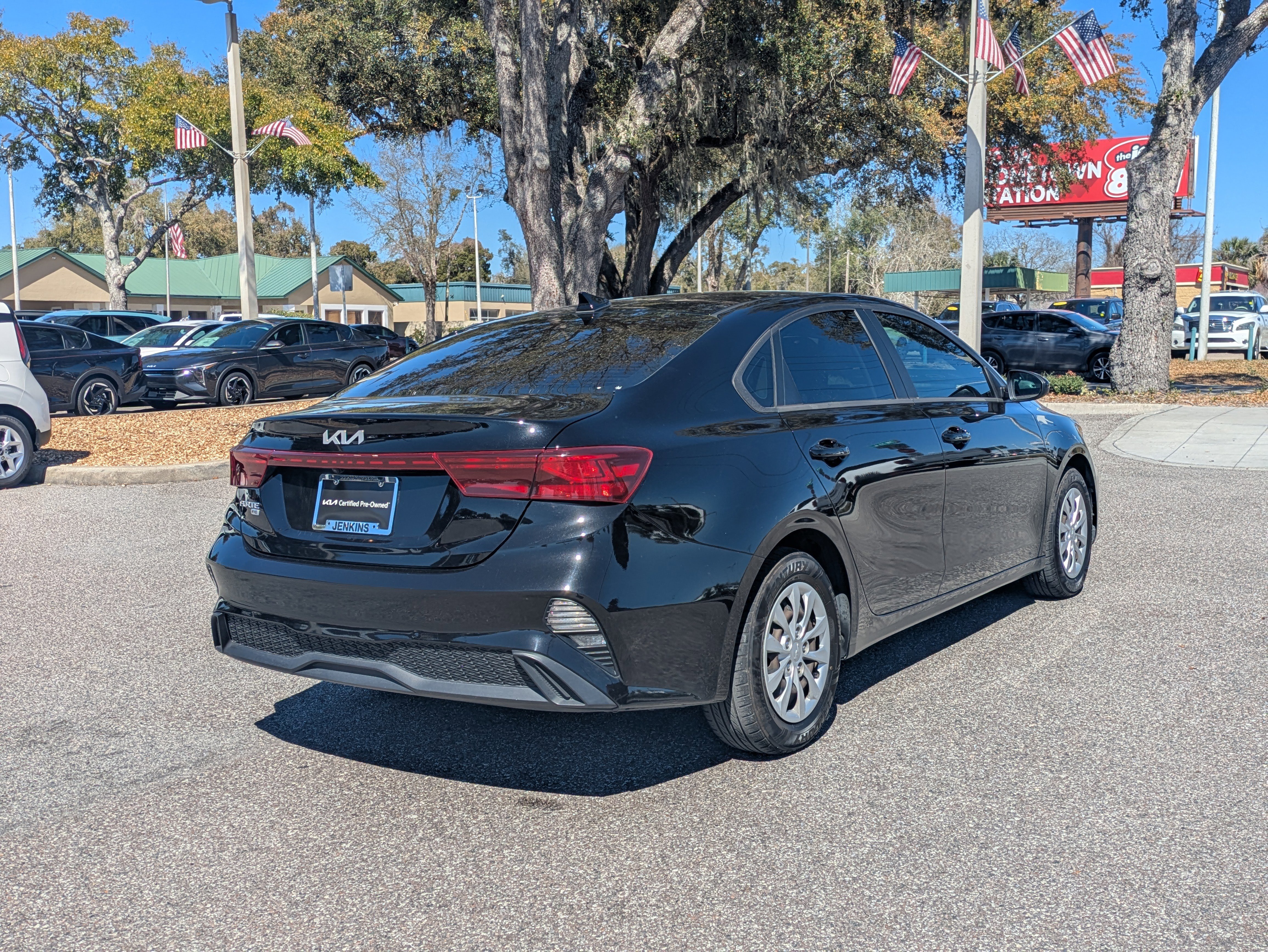 Certified 2022 Kia Forte Sedan image 4