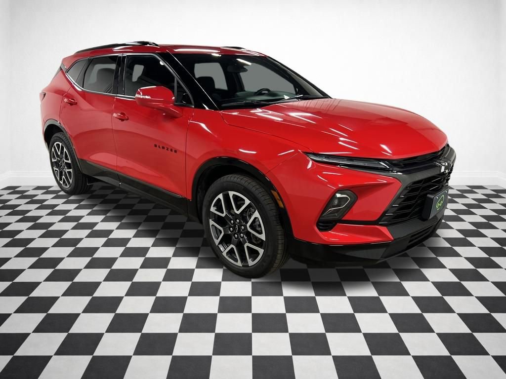 Certified 2024 Chevrolet Blazer RS w/ Enhanced Convenience Package image 1