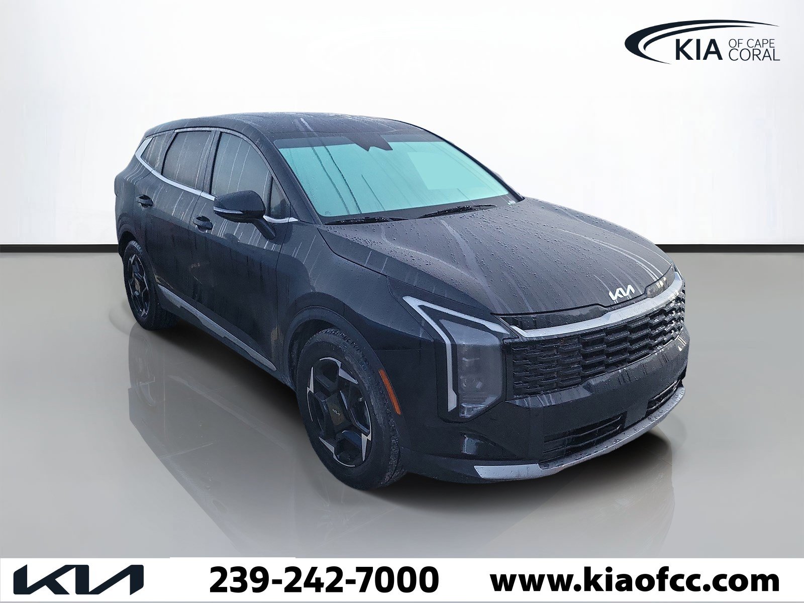 Certified 2026 Kia Sportage EX FWD image 1
