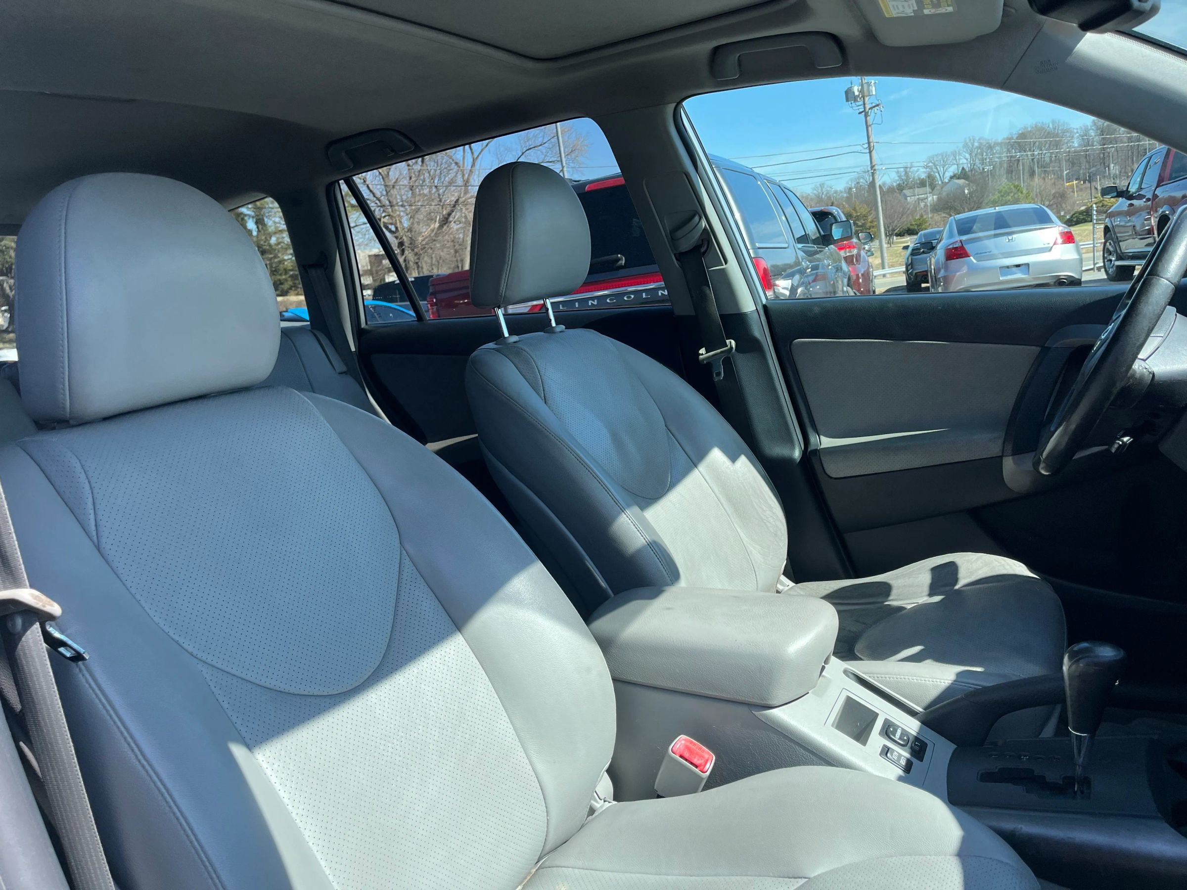 Used 2012 Toyota RAV4 Limited w/ Premium Plus Value Pkg image 13