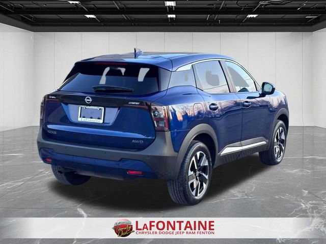 Used 2025 Nissan Kicks SV image 8