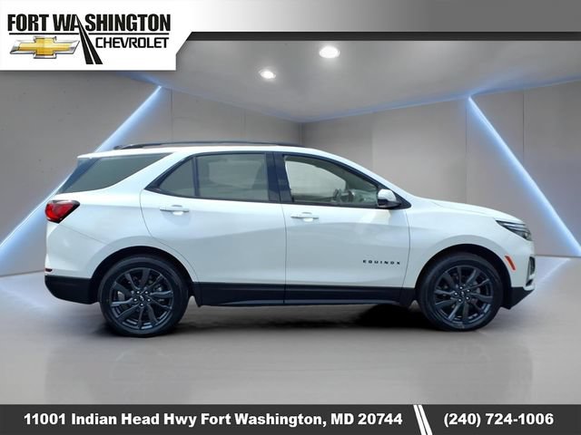 Used 2022 Chevrolet Equinox RS w/ RS Leather Package AWD/4WD image 2