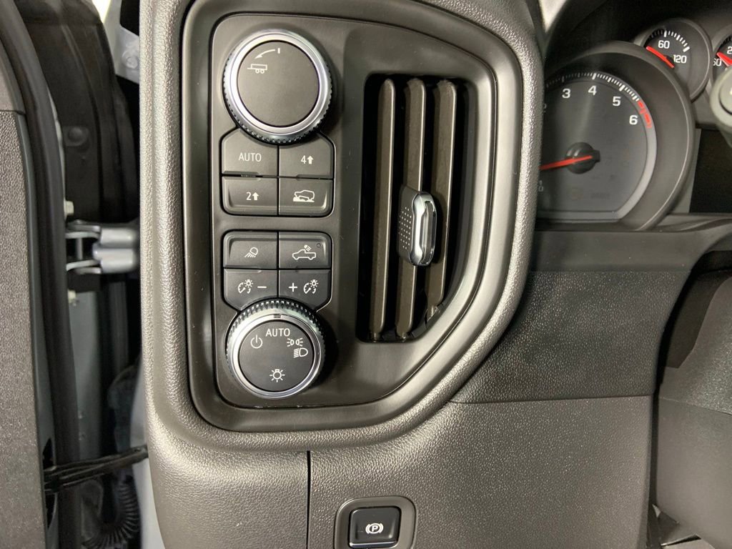 Used 2026 GMC Sierra 1500 Pro w/ Pro Value Package image 28