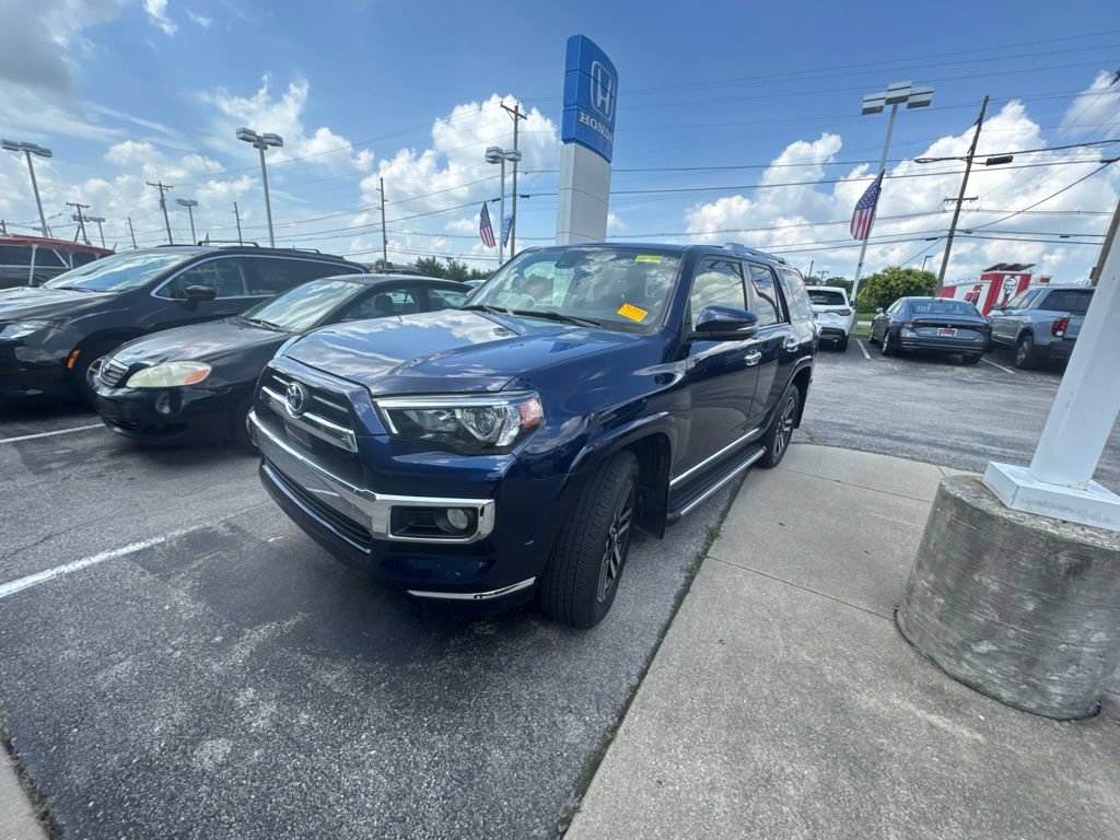 Used 2020 Toyota 4Runner Limited AWD/4WD image 4