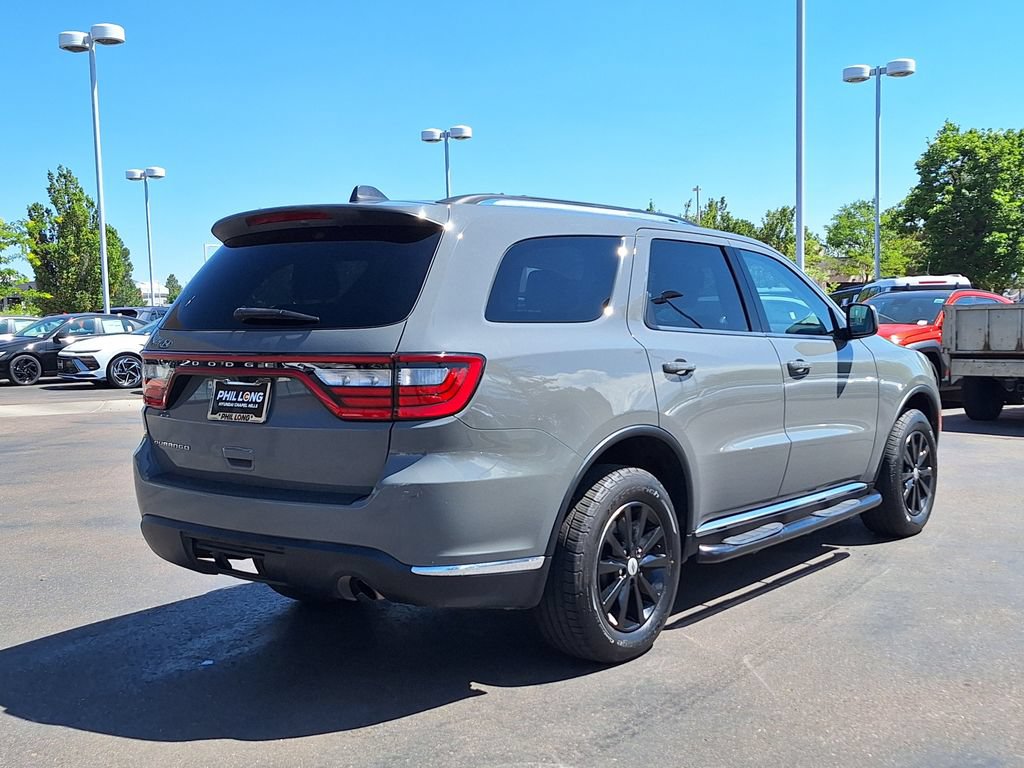 Used 2022 Dodge Durango SXT AWD/4WD image 3