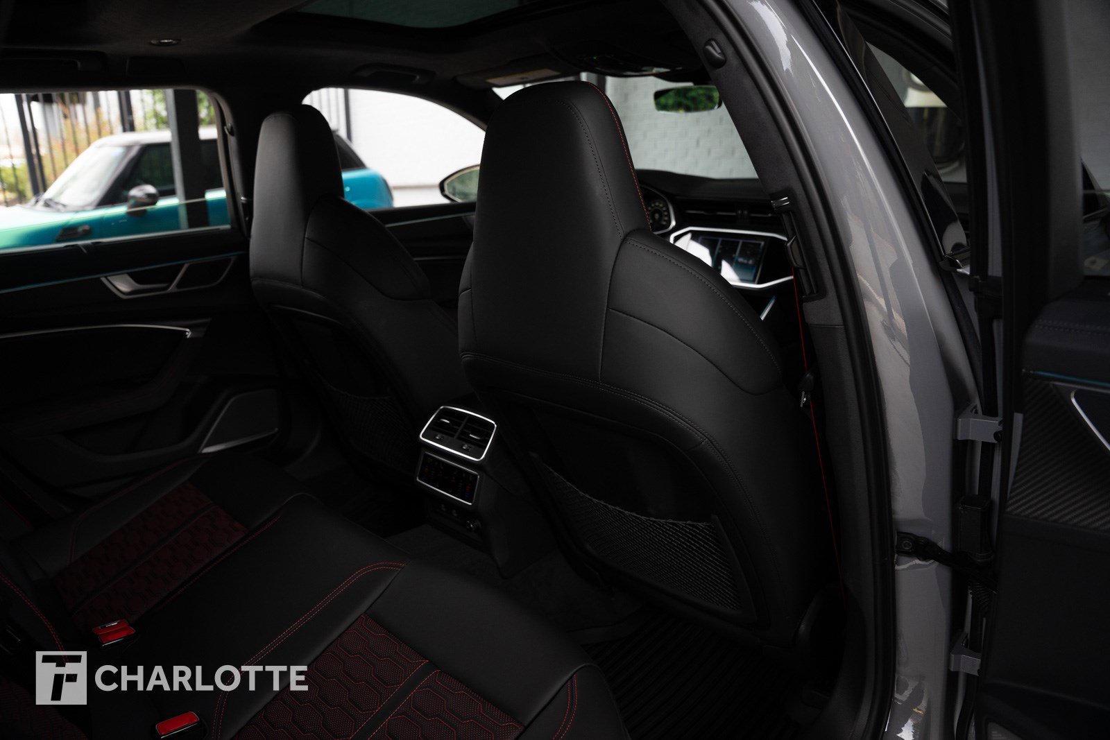 Used 2025 Audi RS 6 performance image 33