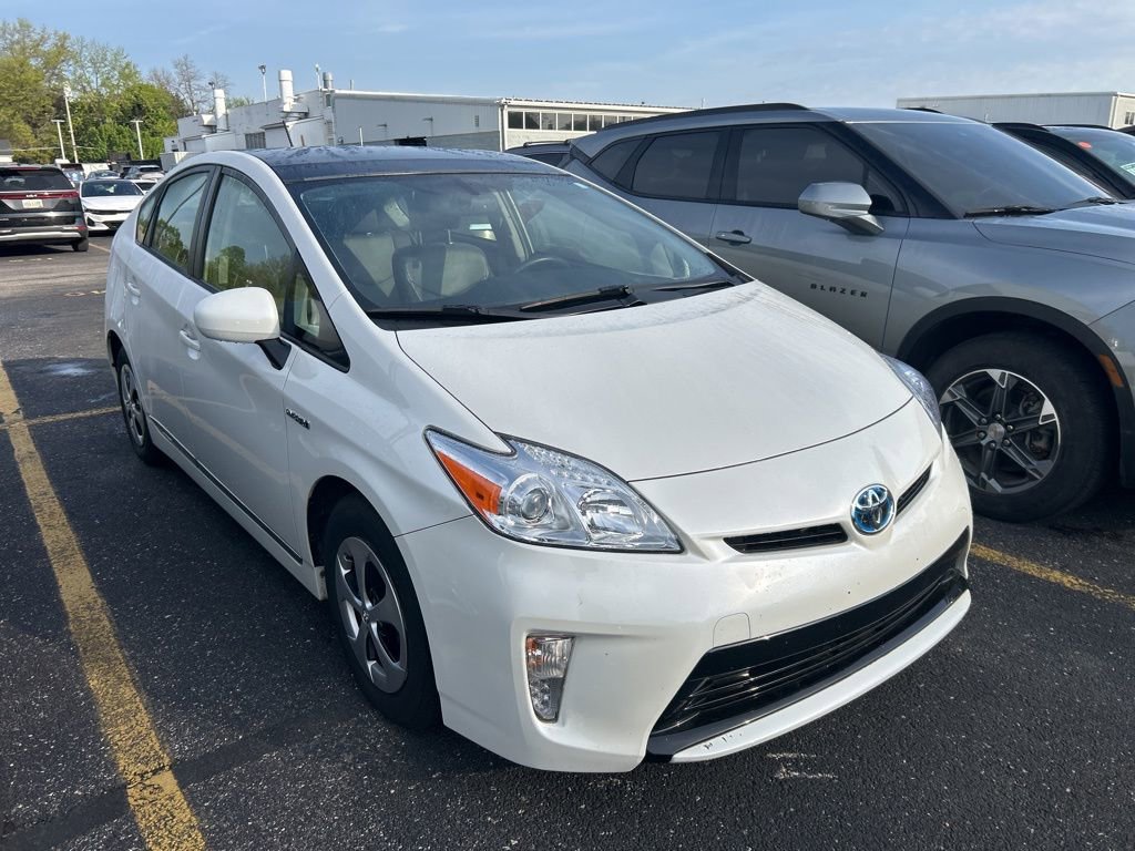 Used 2012 Toyota Prius Four w/ Deluxe Solar Roof Pkg FWD image 5