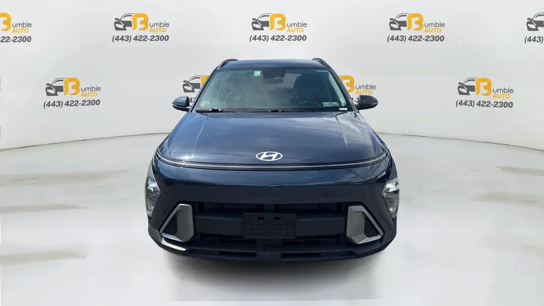 Used 2024 Hyundai Kona SEL image 2