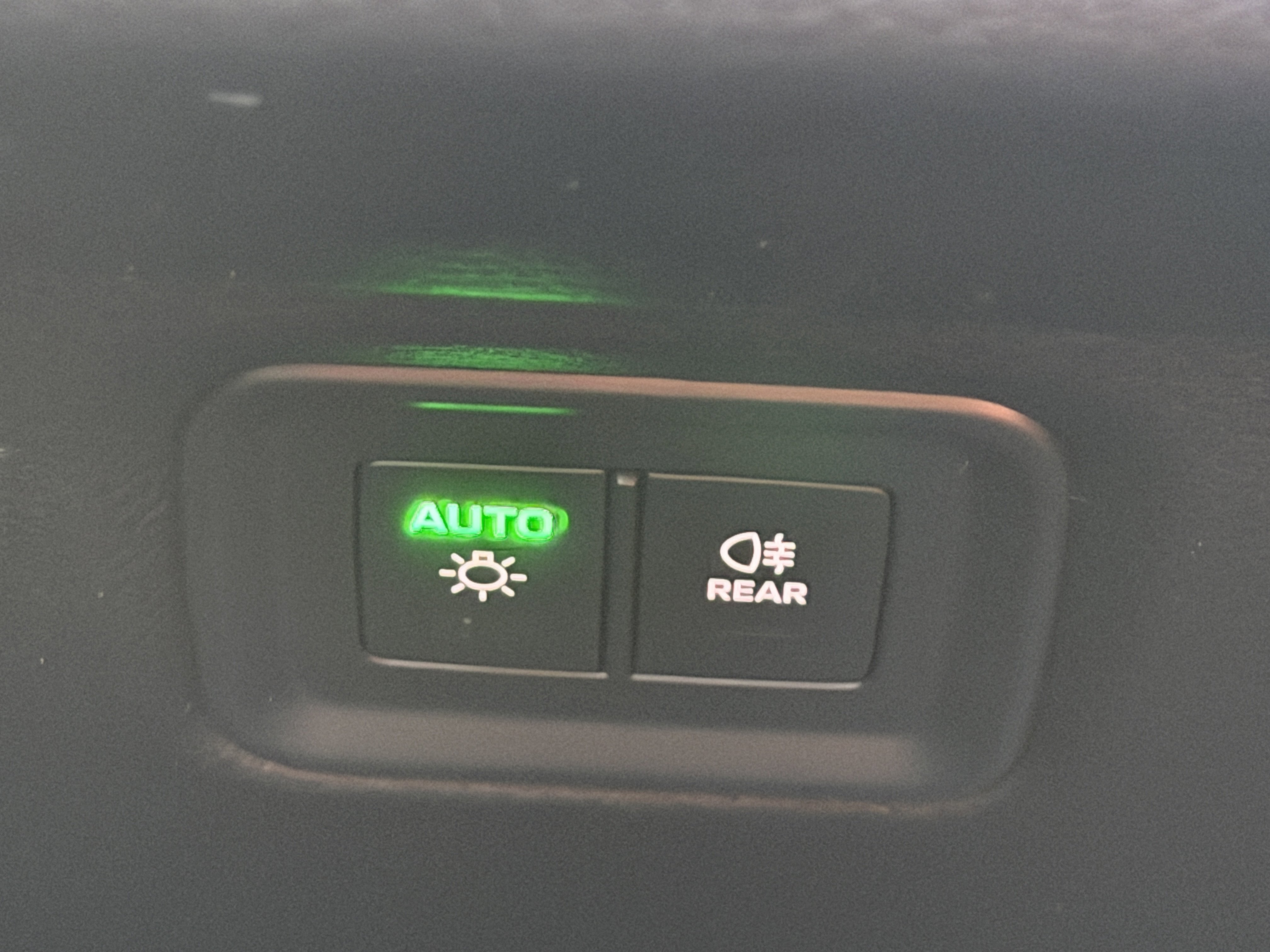 Certified 2024 Porsche Cayenne S image 34