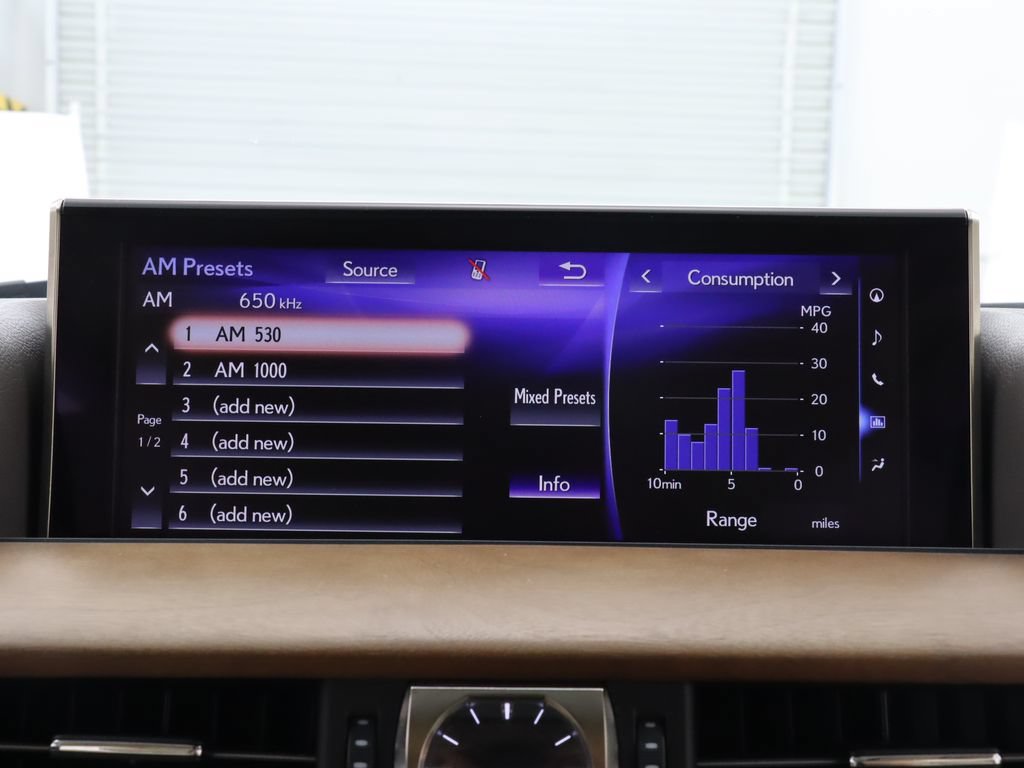 Used 2017 Lexus LX 570 4WD w/ Luxury Package image 24