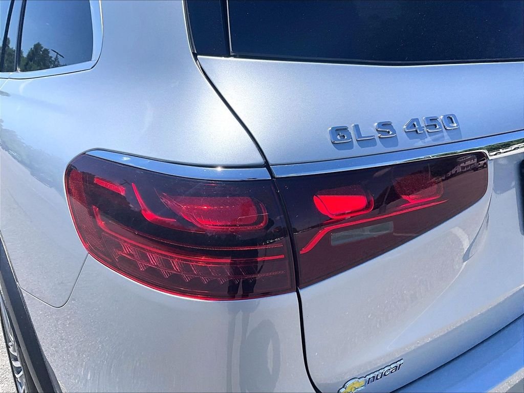 Used 2025 Mercedes-Benz GLS 450 4MATIC image 35
