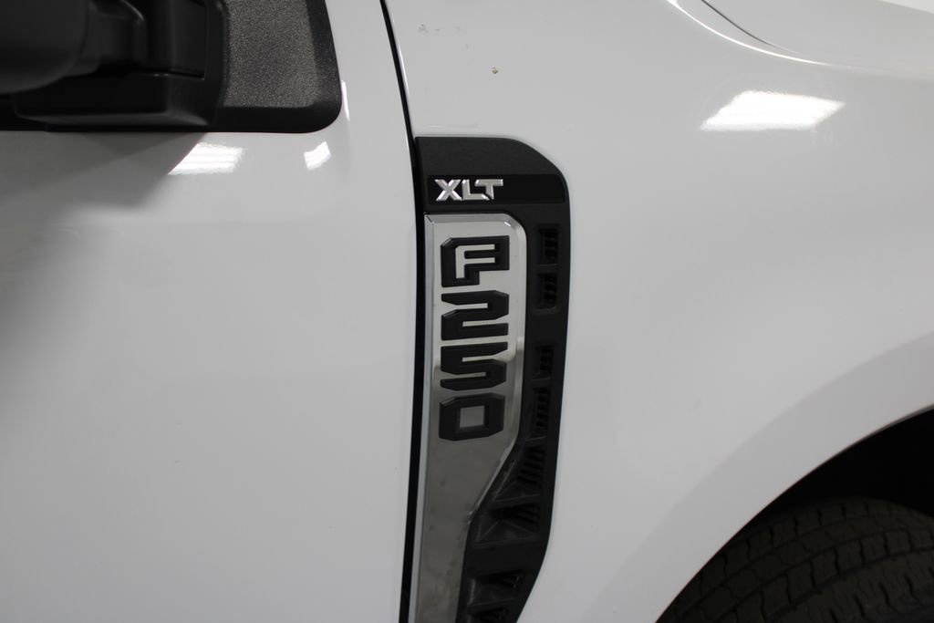 Used 2024 Ford F250 XLT image 12
