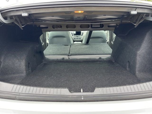 Used 2020 Chevrolet Malibu LT FWD image 33