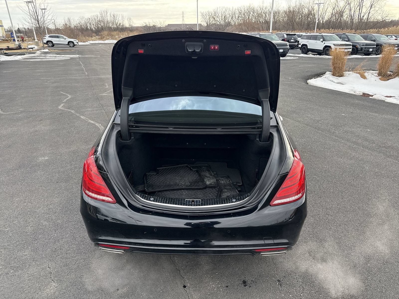 Used 2014 Mercedes-Benz S 550 Sedan image 24