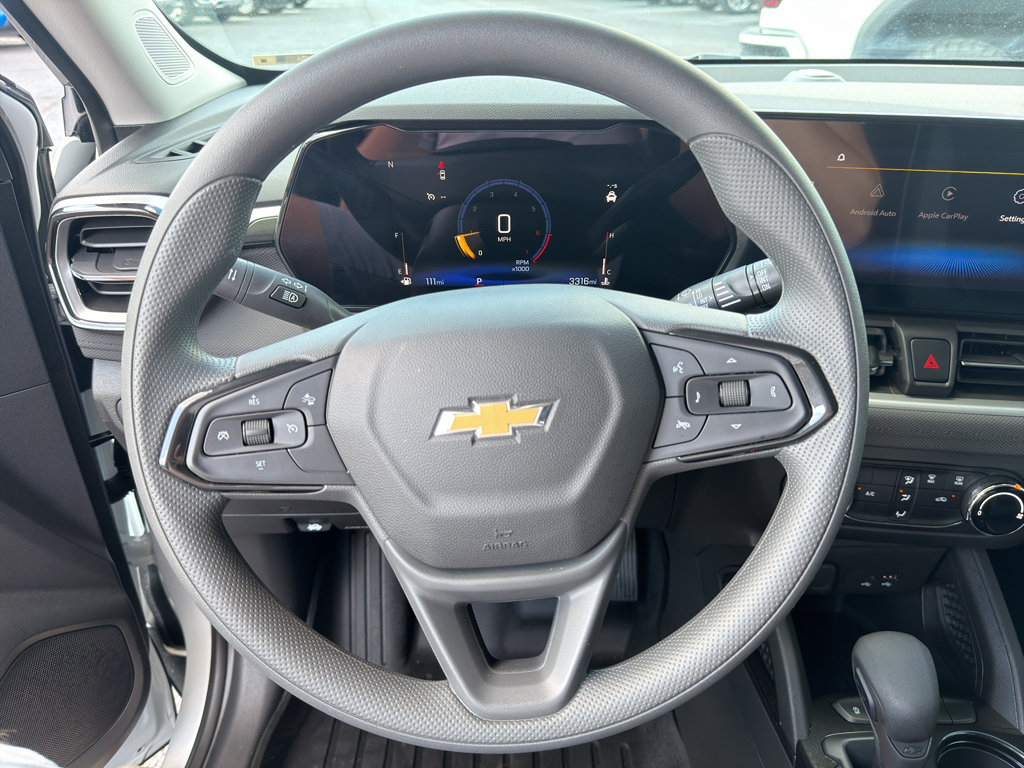 Used 2026 Chevrolet TrailBlazer LS FWD image 15