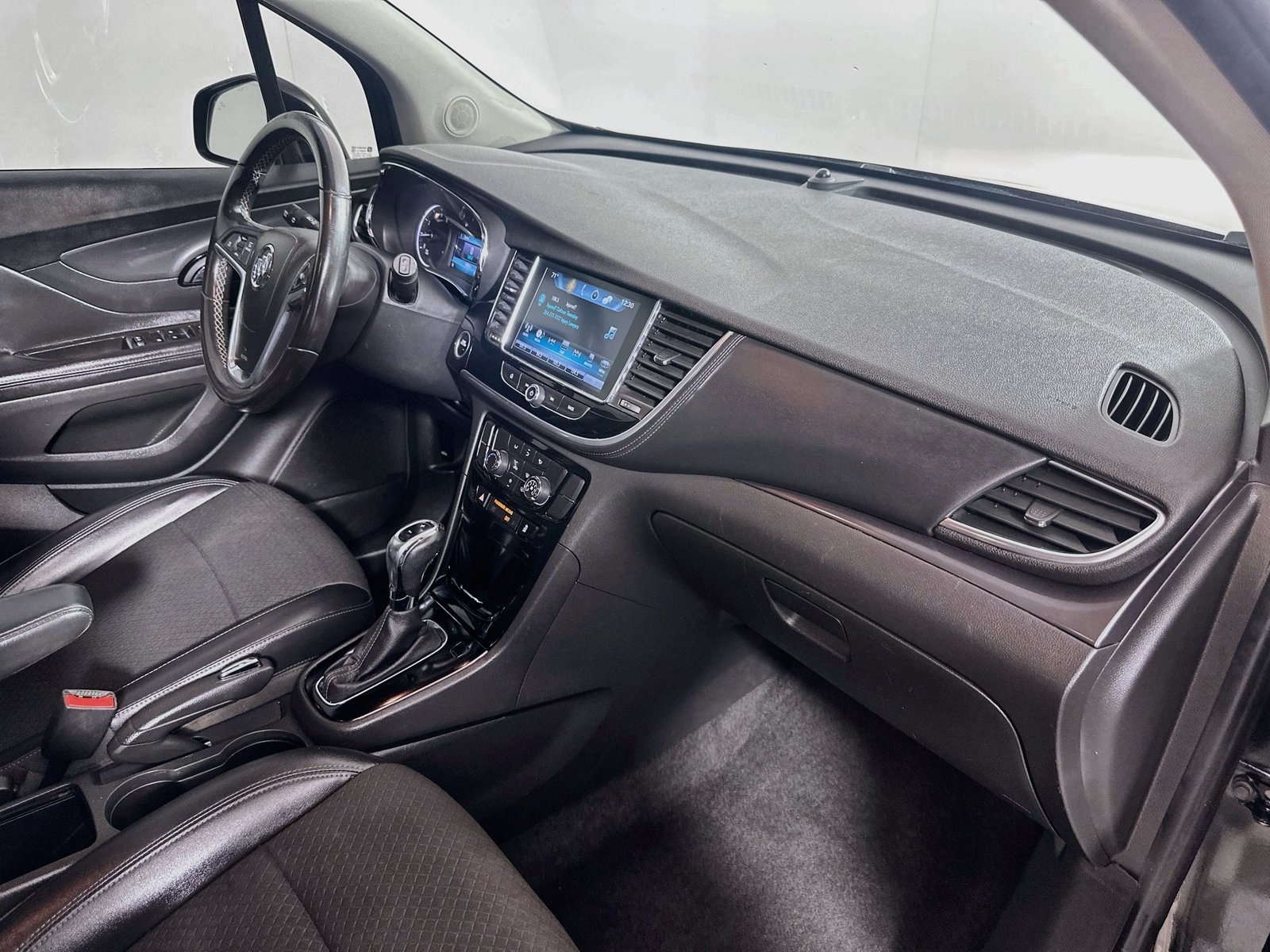 Used 2019 Buick Encore Preferred FWD image 26
