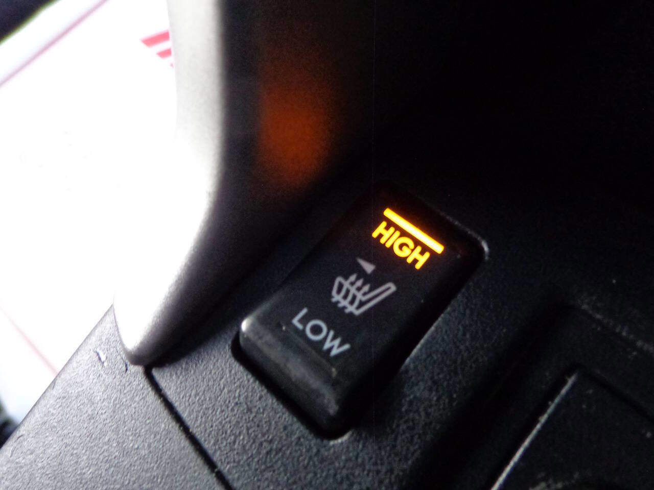 Used 2015 Subaru Forester 2.5i Premium w/ All-Weather Package image 16