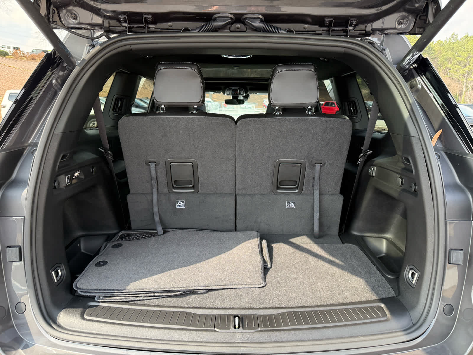 New 2025 Jeep Grand Cherokee L Limited AWD/4WD image 30