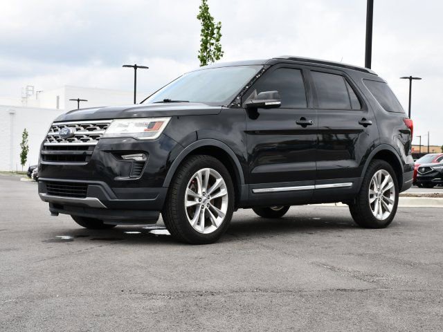 Used 2018 Ford Explorer XLT w/ Equipment Group 201A AWD/4WD image 3
