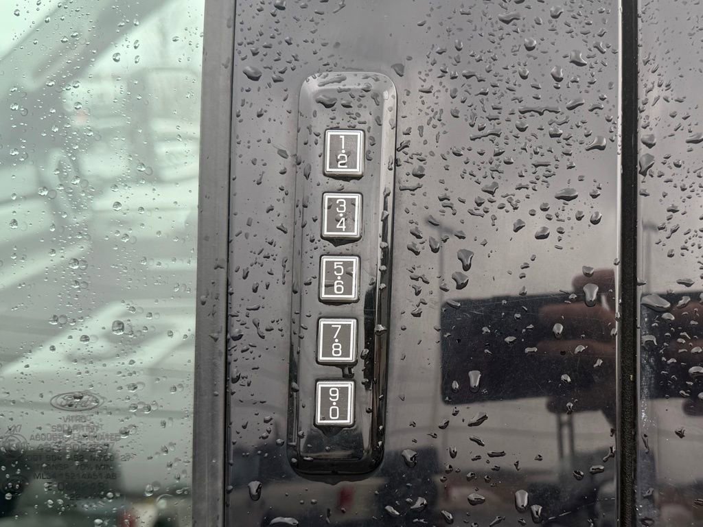 Used 2022 Ford F350 XLT w/ XLT Value Package image 11