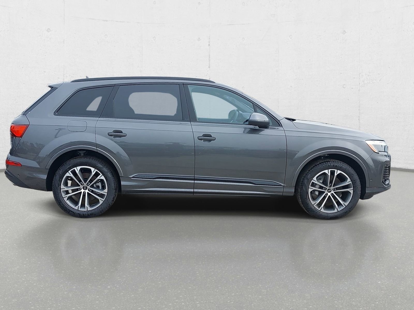 New 2026 Audi Q7 2.0T Premium Plus AWD/4WD image 4