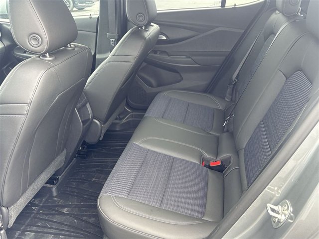 Used 2025 Buick Envista Preferred w/ Convenience I Package FWD image 23