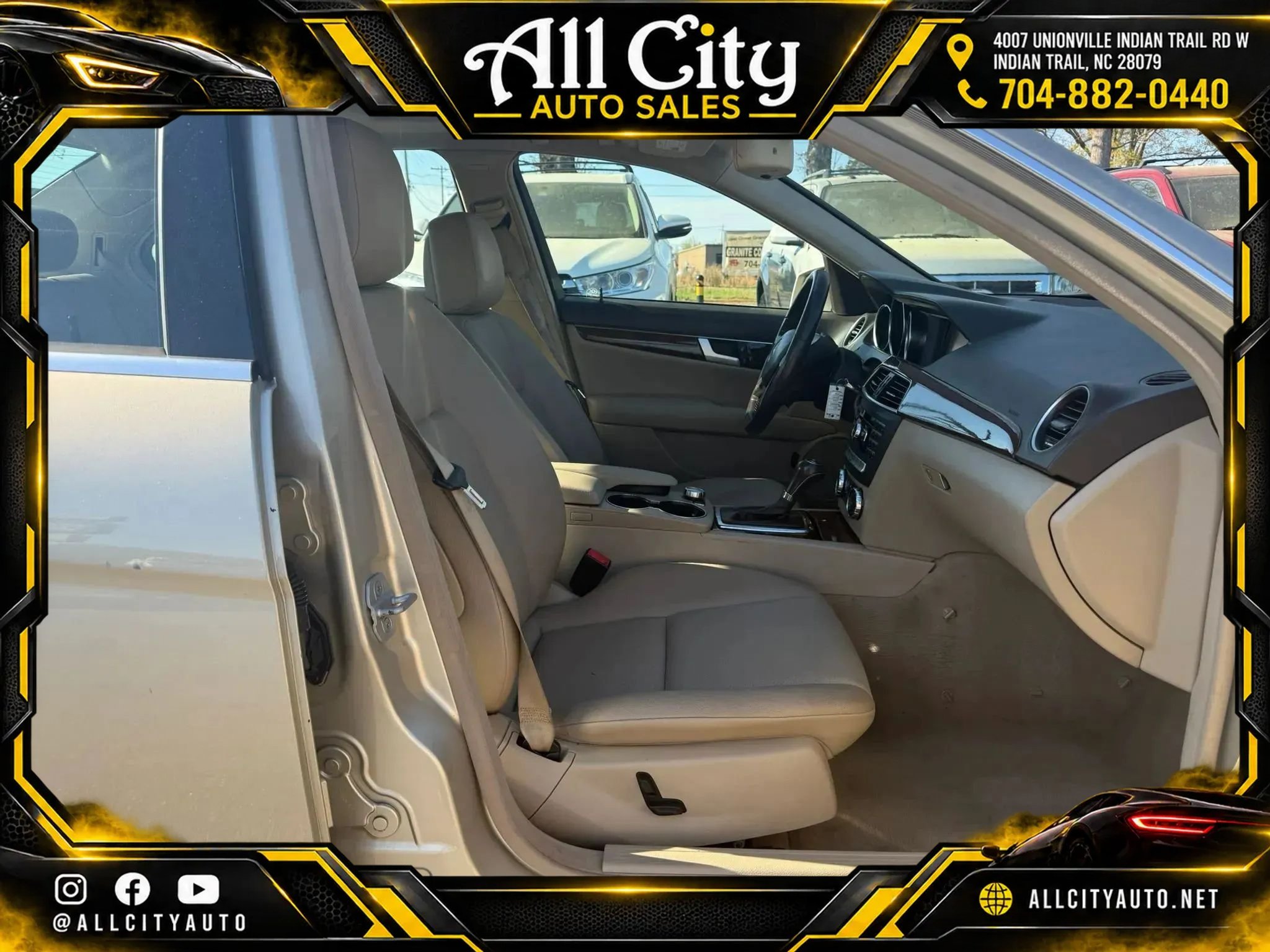 Used 2012 Mercedes-Benz C 250 Sedan image 10