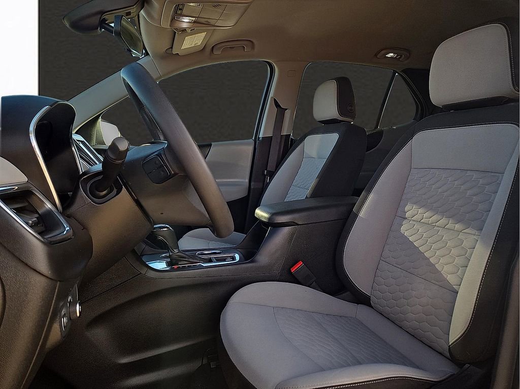 Used 2020 Chevrolet Equinox LS w/ LS Convenience Package image 12