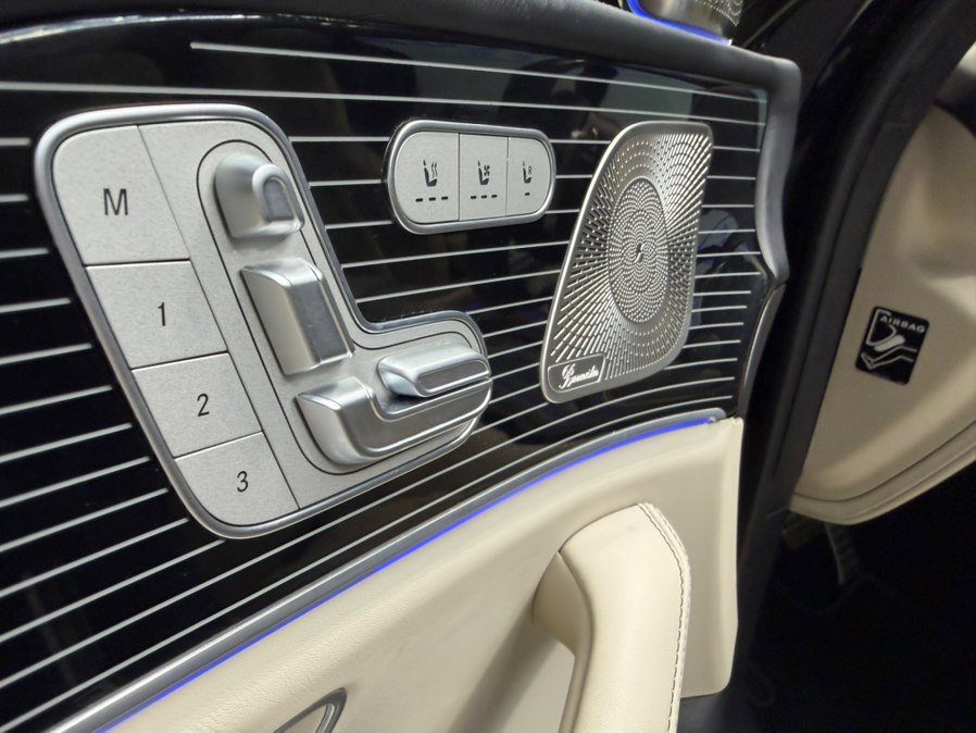 Used 2024 Mercedes-Benz GLS 63 AMG 4MATIC image 13