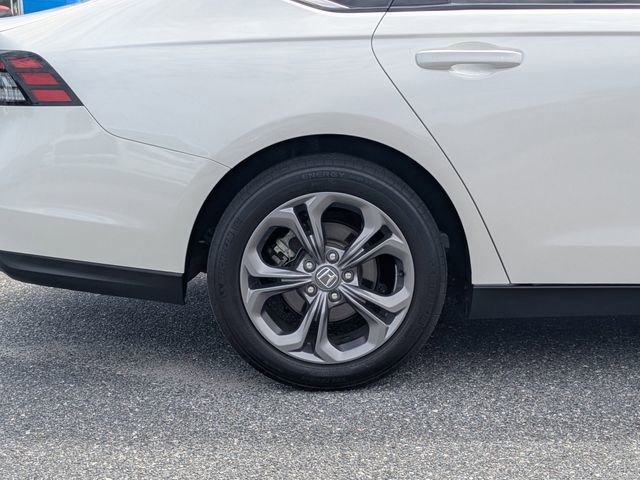 Used 2024 Honda Accord EX image 11