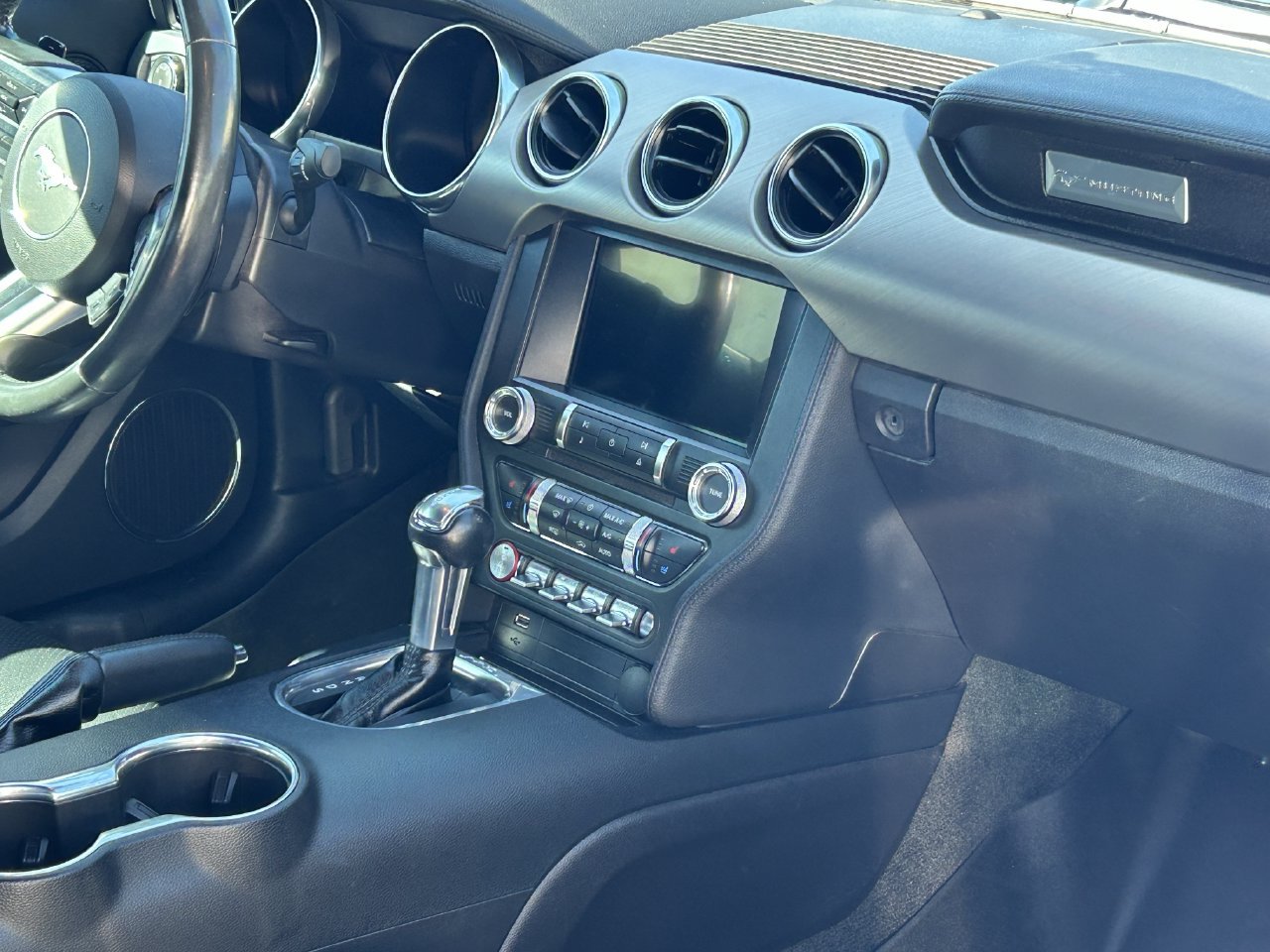 Used 2018 Ford Mustang GT Premium RWD image 10