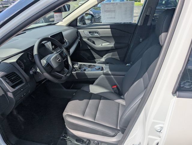New 2026 Nissan Rogue Dark Armor AWD/4WD image 16