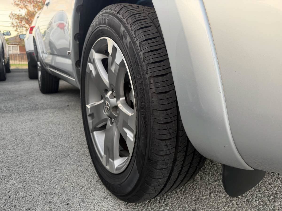 Used 2012 Toyota RAV4 Sport w/ Appearance Pkg FWD image 8