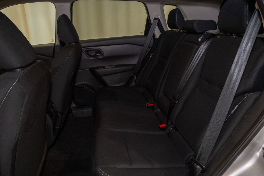 Certified 2024 Nissan Rogue S image 7