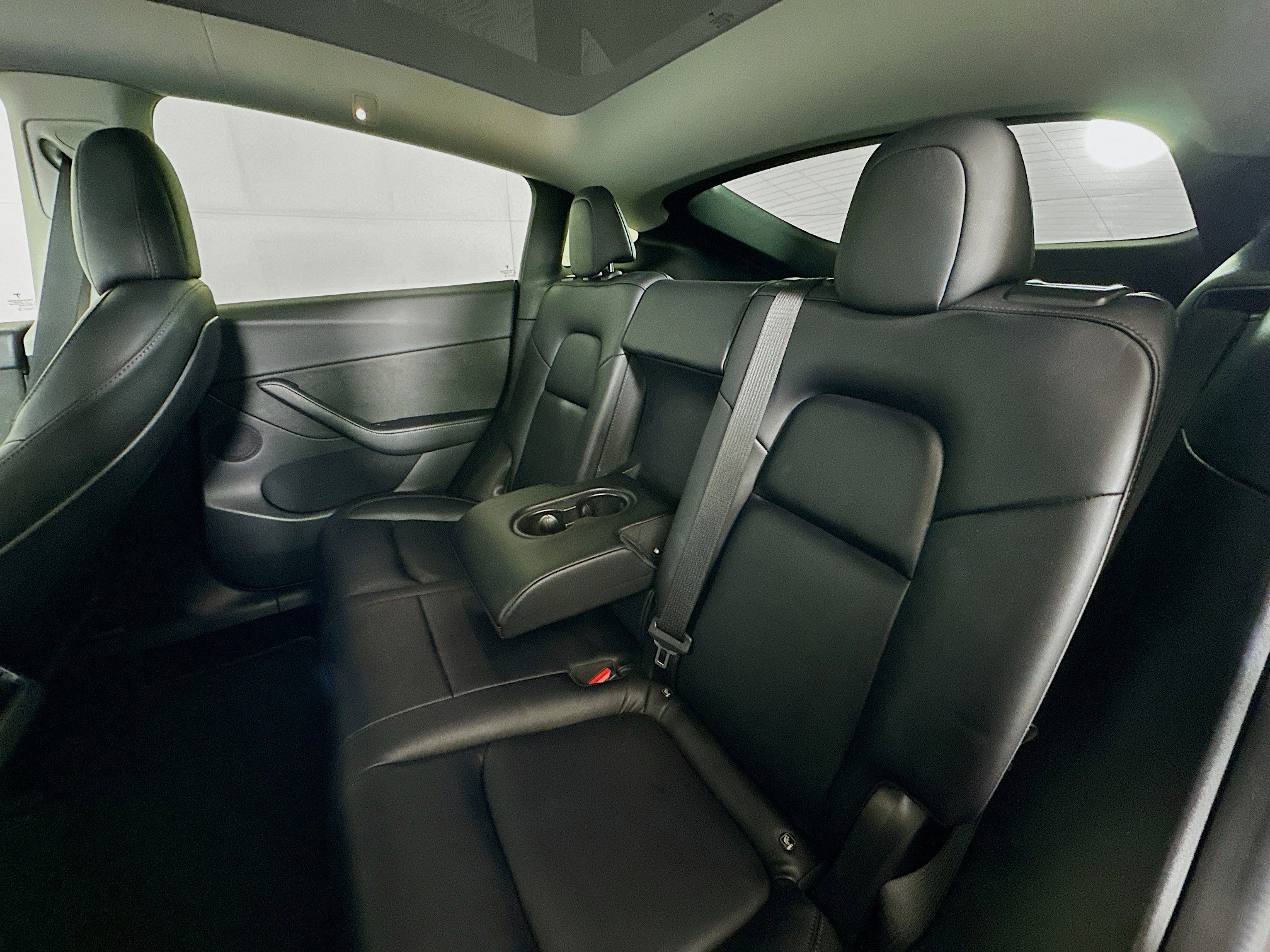 Used 2022 Tesla Model Y Performance image 27