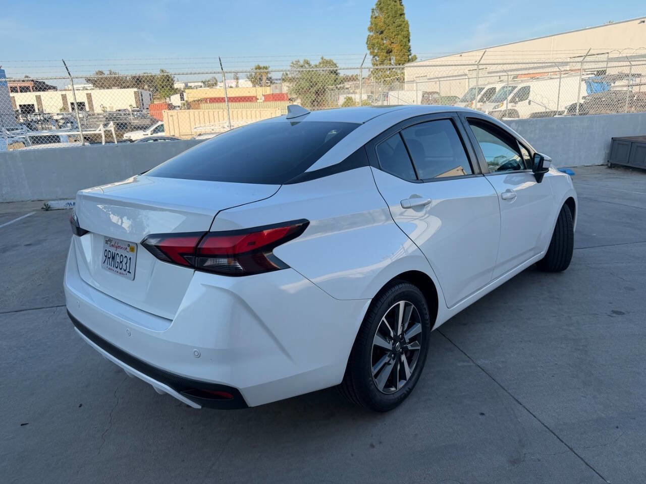 Used 2021 Nissan Versa SV image 8