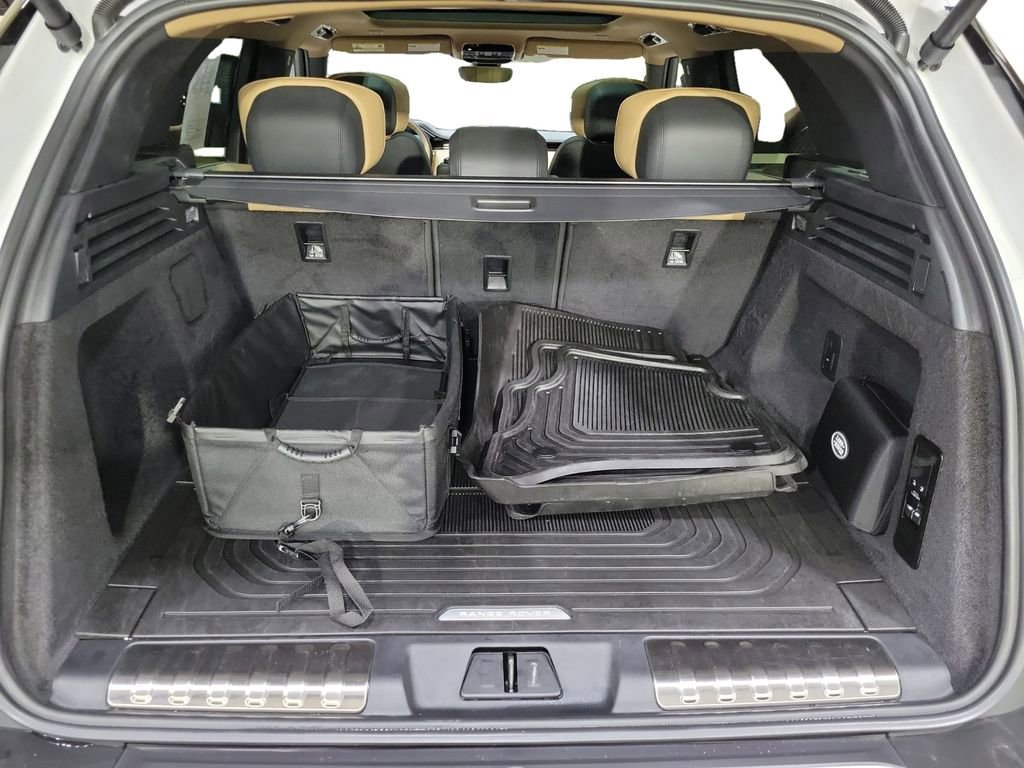 Used 2025 Land Rover Range Rover Sport Dynamic SE image 28