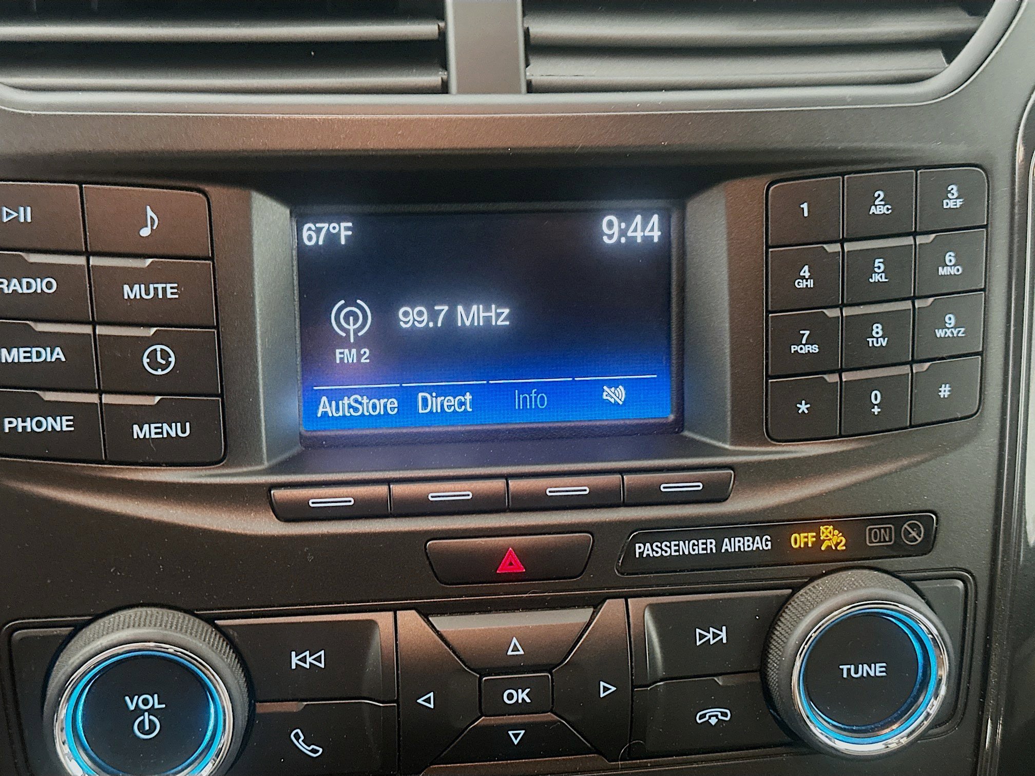 Used 2018 Ford Explorer FWD image 19