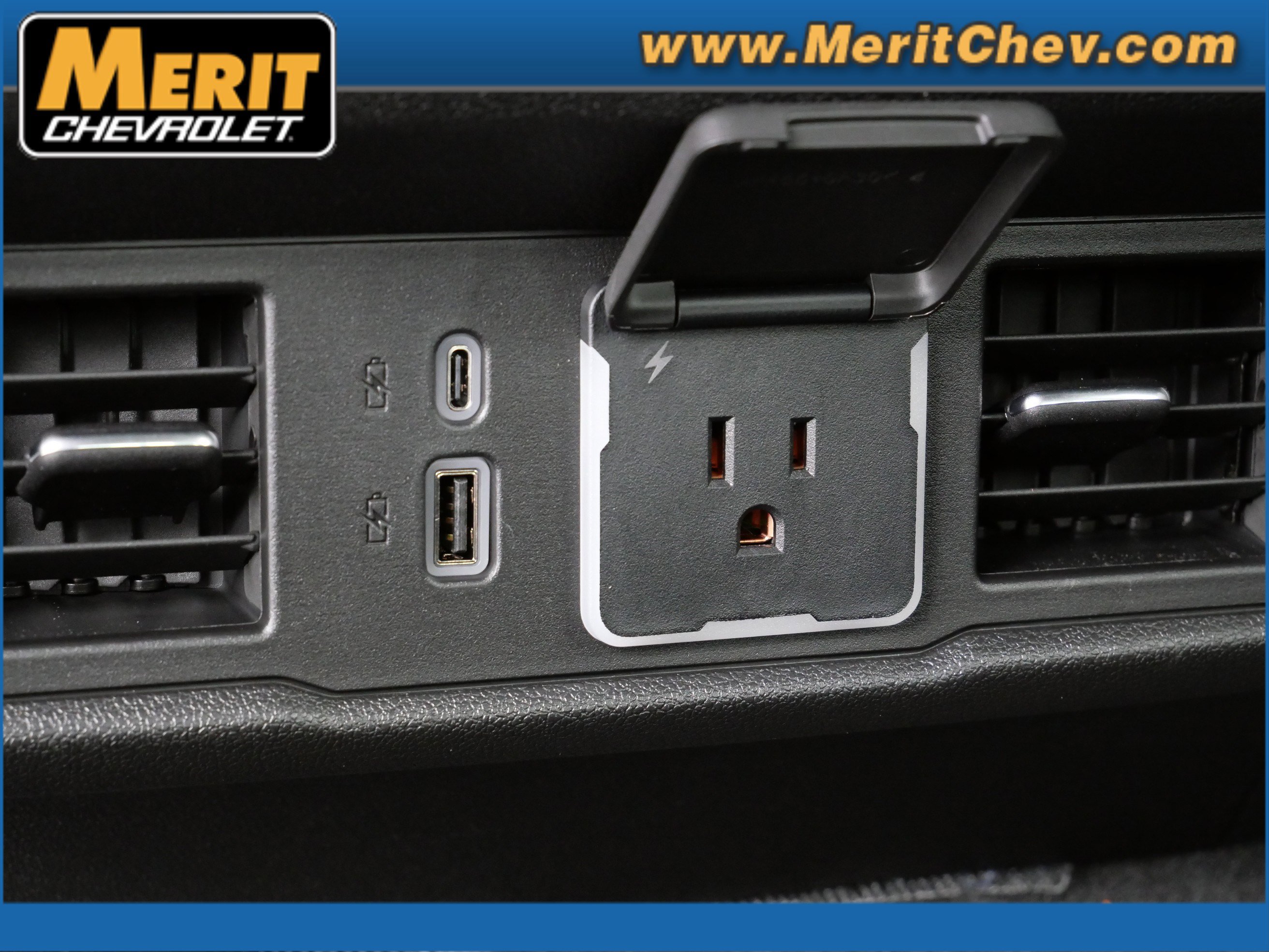 New 2026 Chevrolet Silverado 3500 LT w/ Trail Boss Package image 8