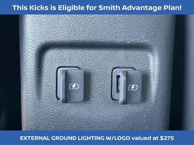 Certified 2024 Nissan Kicks SR w/ SR Premium Package FWD image 18