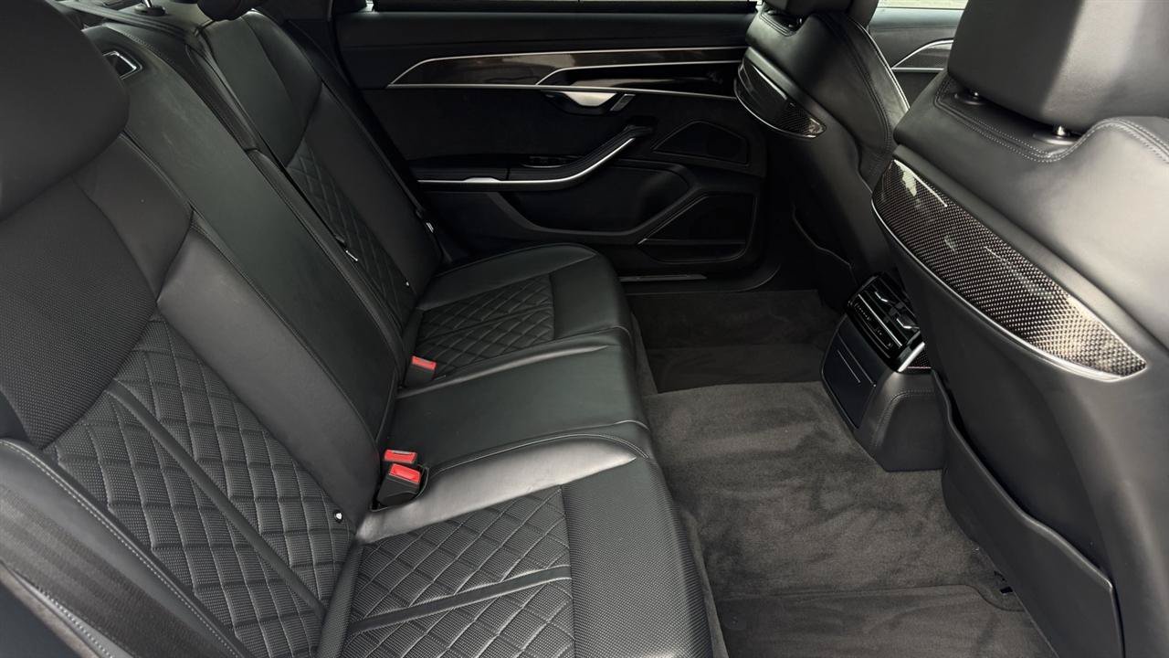 Used 2021 Audi S8 L AWD/4WD image 37