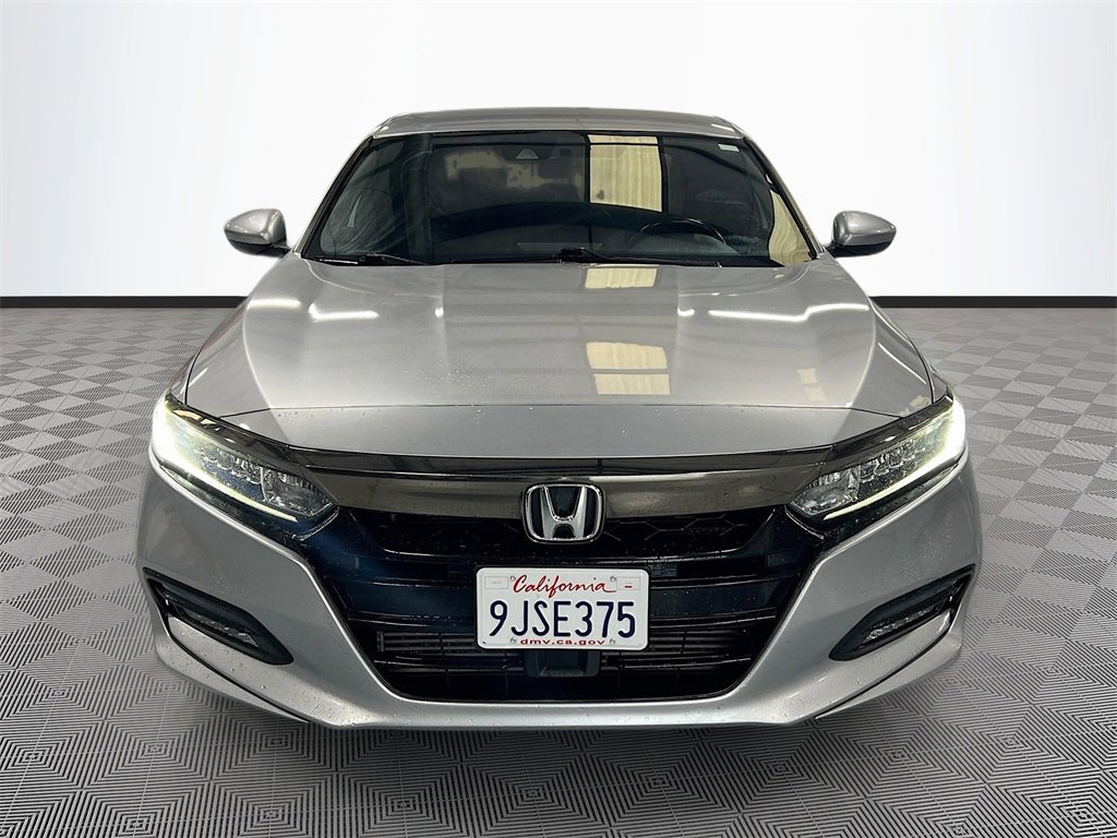 Used 2019 Honda Accord Sport image 2